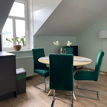 Apartmany Jasmin Ліберець Екстер'єр фото