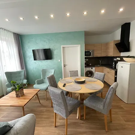 Apartmany Jasmin Ліберець Екстер'єр фото