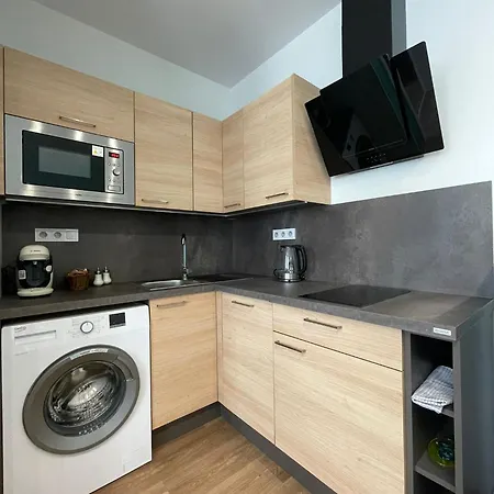 Apartmany Jasmin Ліберець Екстер'єр фото