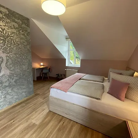 Apartmany Jasmin Ліберець Екстер'єр фото