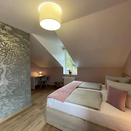Apartmany Jasmin Ліберець Екстер'єр фото